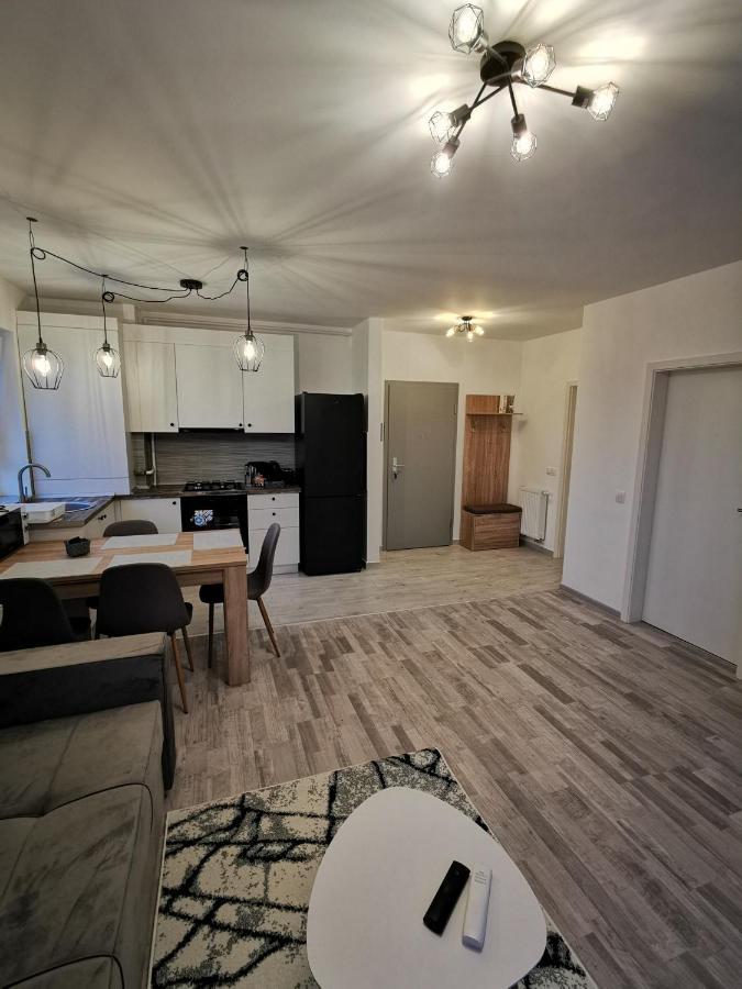 Teo Apartment Braşov Exterior foto